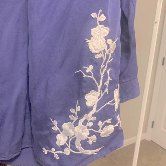 Soft Surroundings Blue Sleeve Tencel Snap Tab Tunic Shirt Denim Embroidered S - Picture 11 of 11